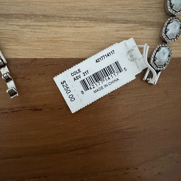 Kendra Scott Cole Bracelet Antique Silver Ivory Mother Of Pearl - Picture 2 of 4